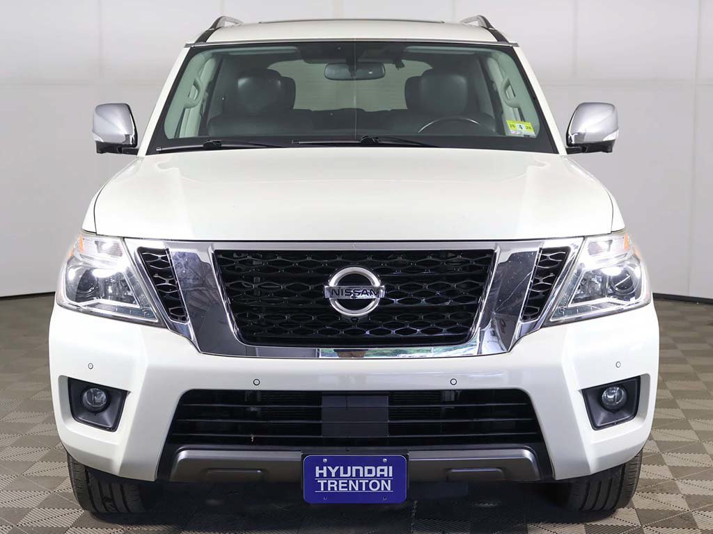 Used 2019 White Nissan SL image 13