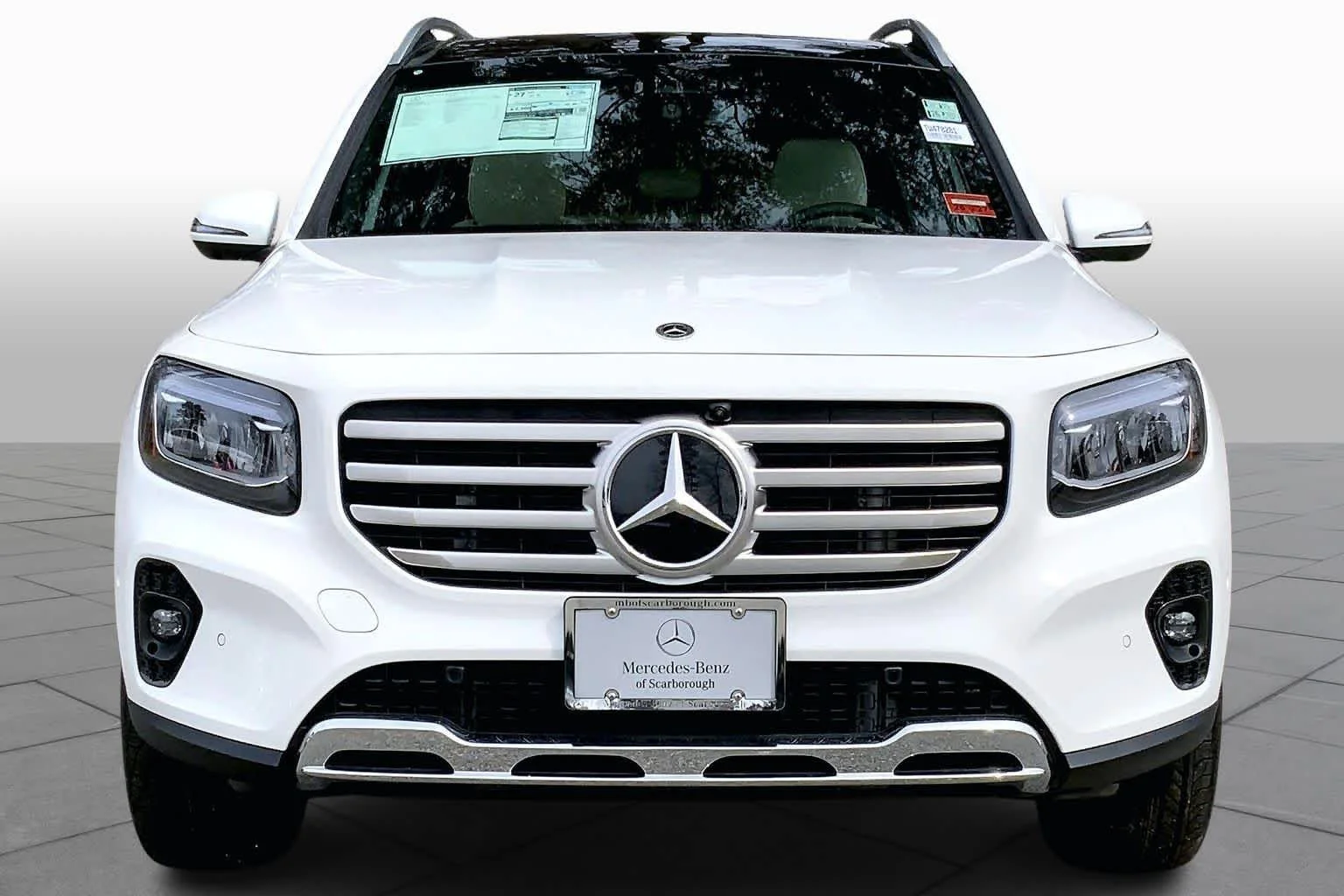 Certified Used 2026 Polar White Mercedes-Benz GLB 250 image 3