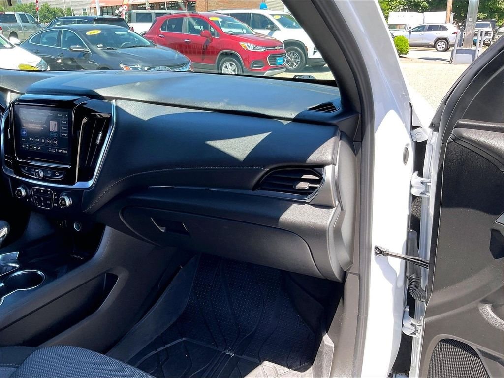 Used 2023 White Chevrolet LT image 13