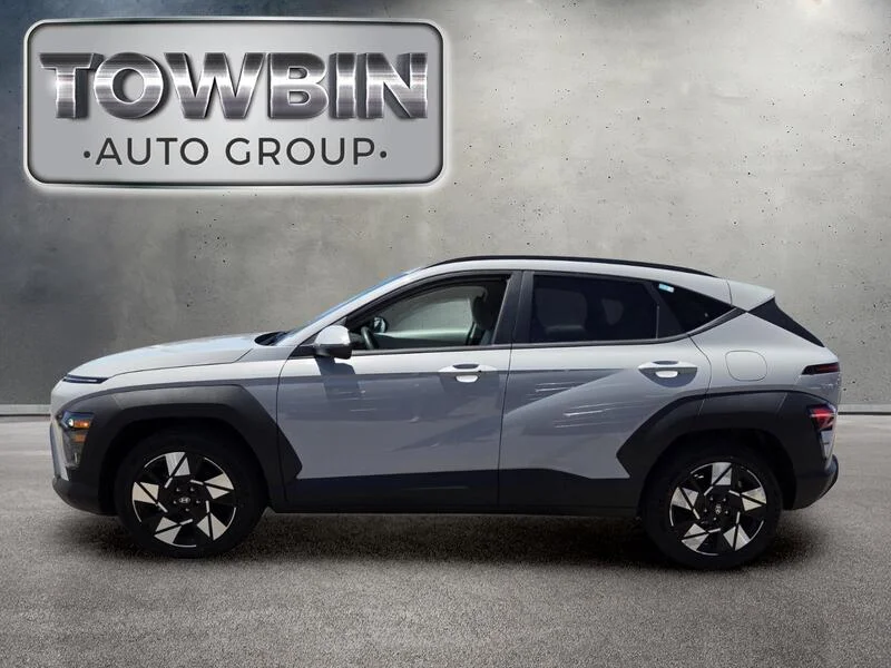 Used 2024 Cyber Gray Metallic HYUNDAI SEL FWD image 7