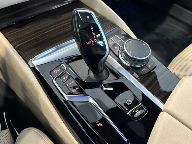 Used 2023 Black BMW 540i xDrive image 32