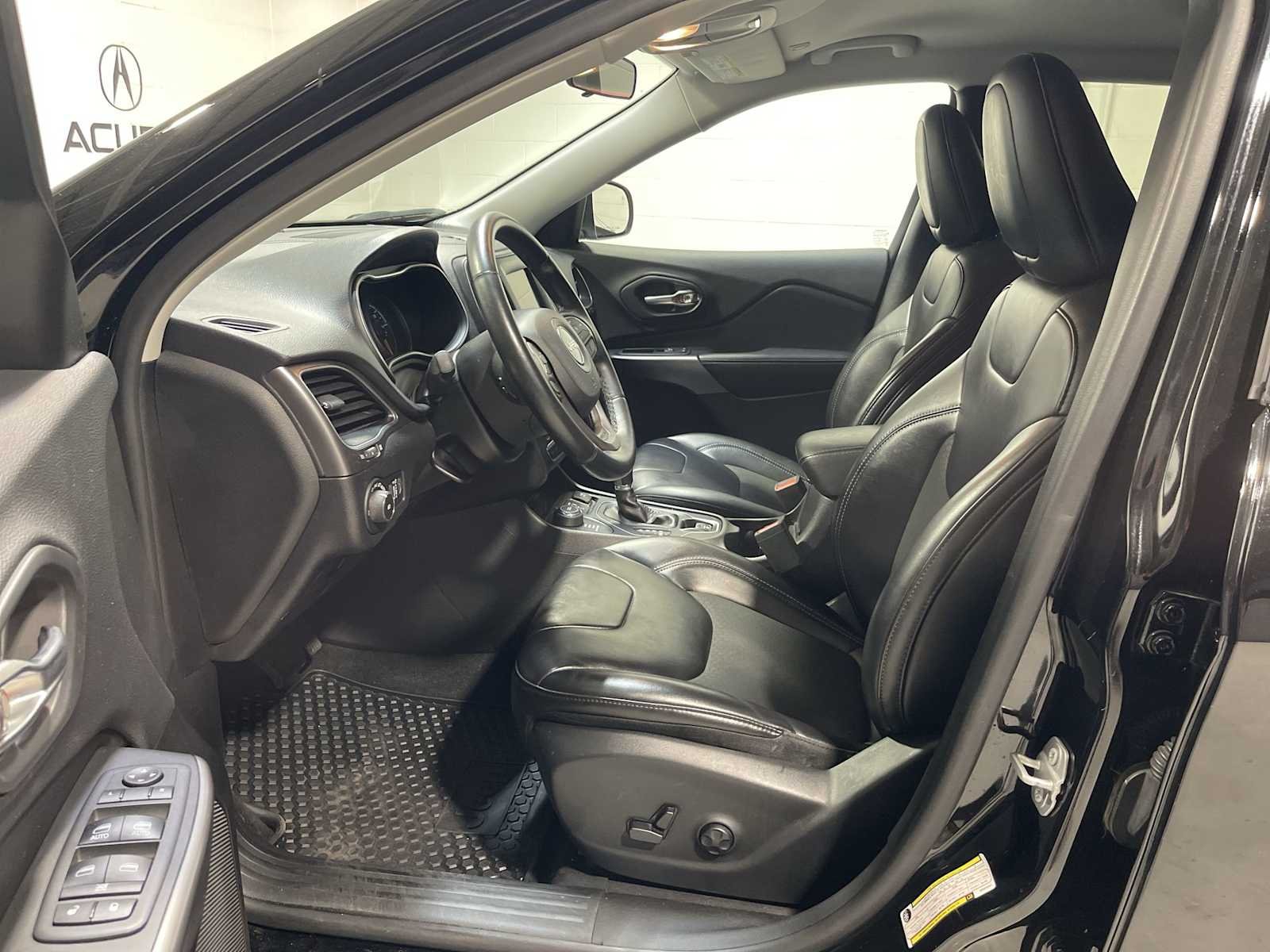 Used 2019 Jeep Cherokee Latitude Plus with VIN 1C4PJMLB8KD401341 for sale in Verona, NJ