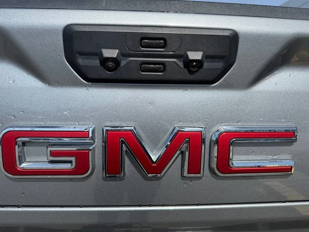 Used 2023 Sterling Metallic GMC AT4 image 8
