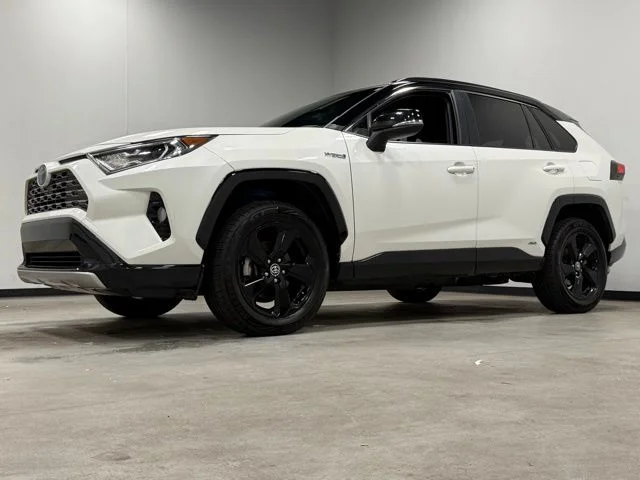 Used 2020 White Toyota XSE image 5