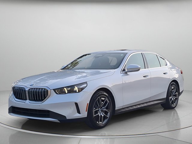 2026 BMW 5 Series 530i
