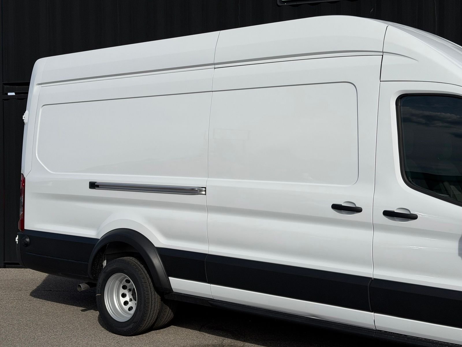 New 2026 White Ford Base image 5