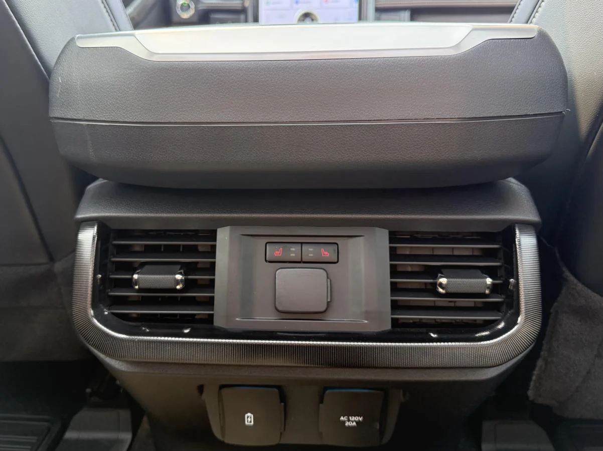 Used 2023 Grey Ford PRO image 22