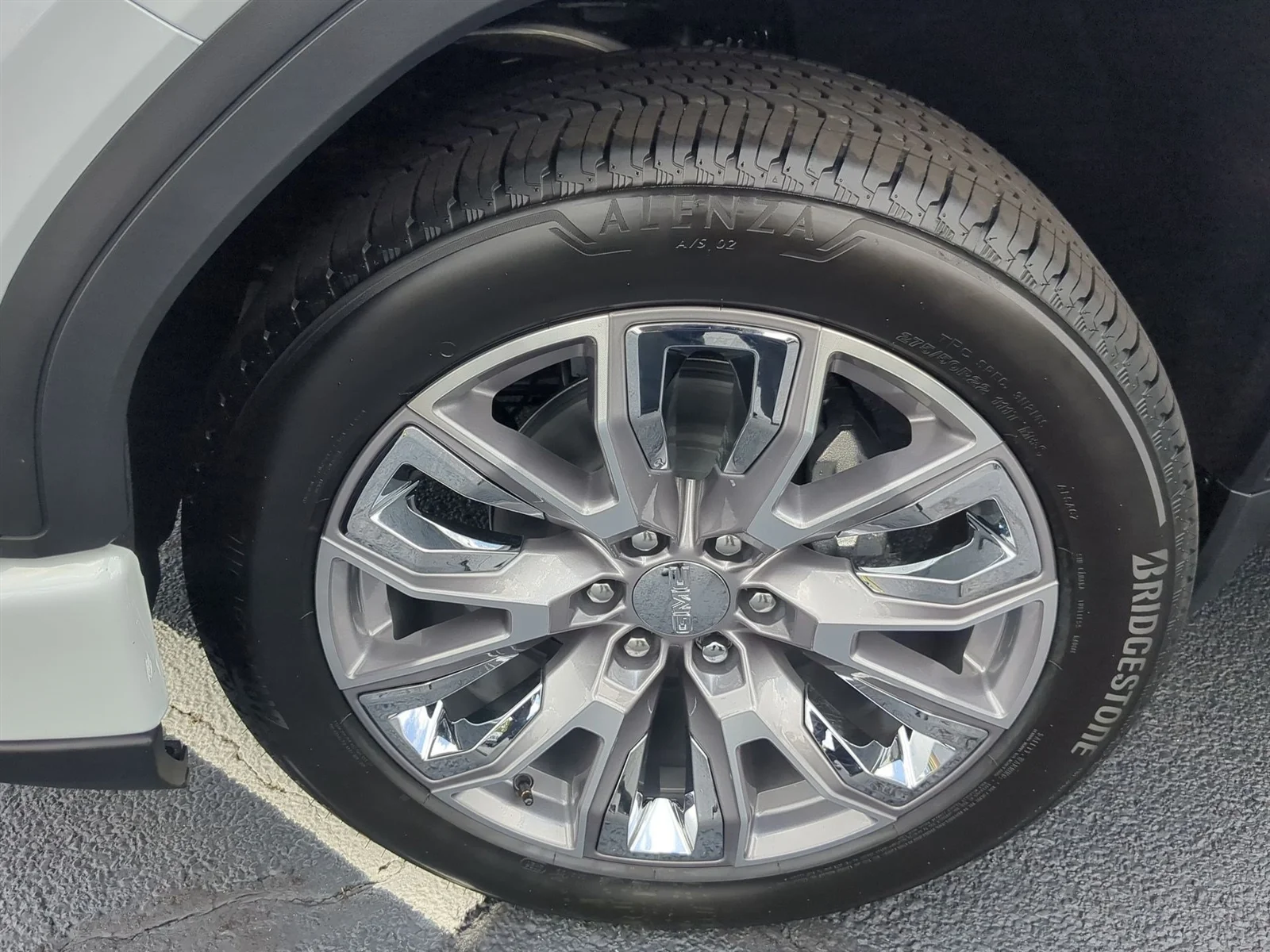 New 2026 Glacier White Tricoat GMC Denali image 58
