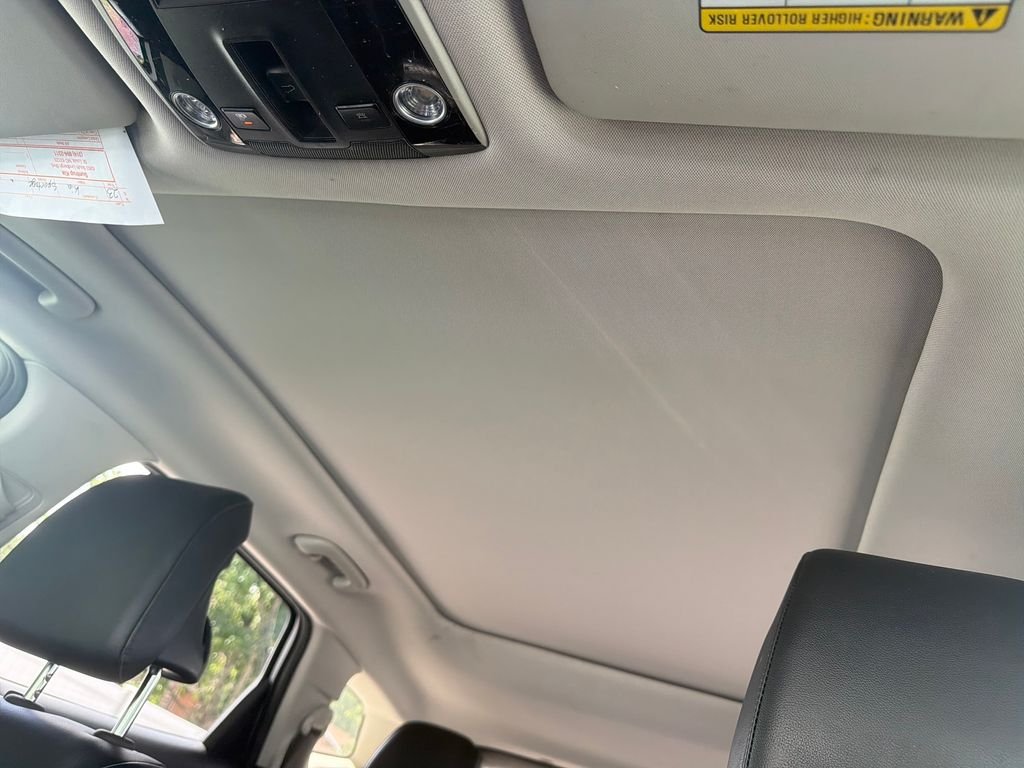 Used 2023 White Kia SX-Prestige image 21