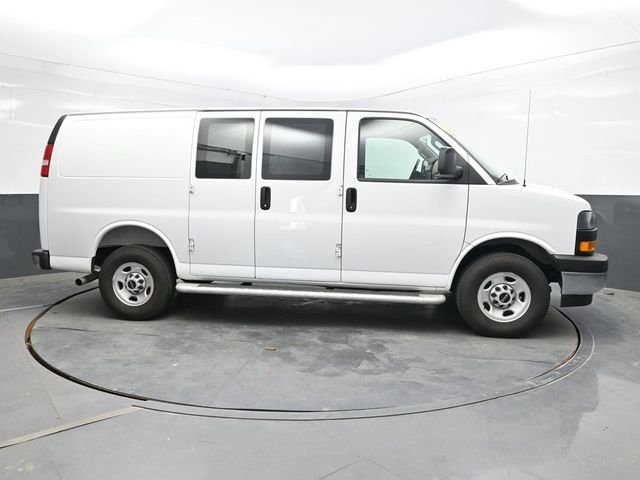 Used 2025 White GMC Work Van image 8