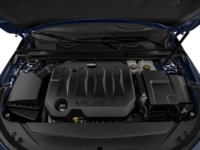 Used 2018 Silver Ice Metallic Chevrolet Premier image 16