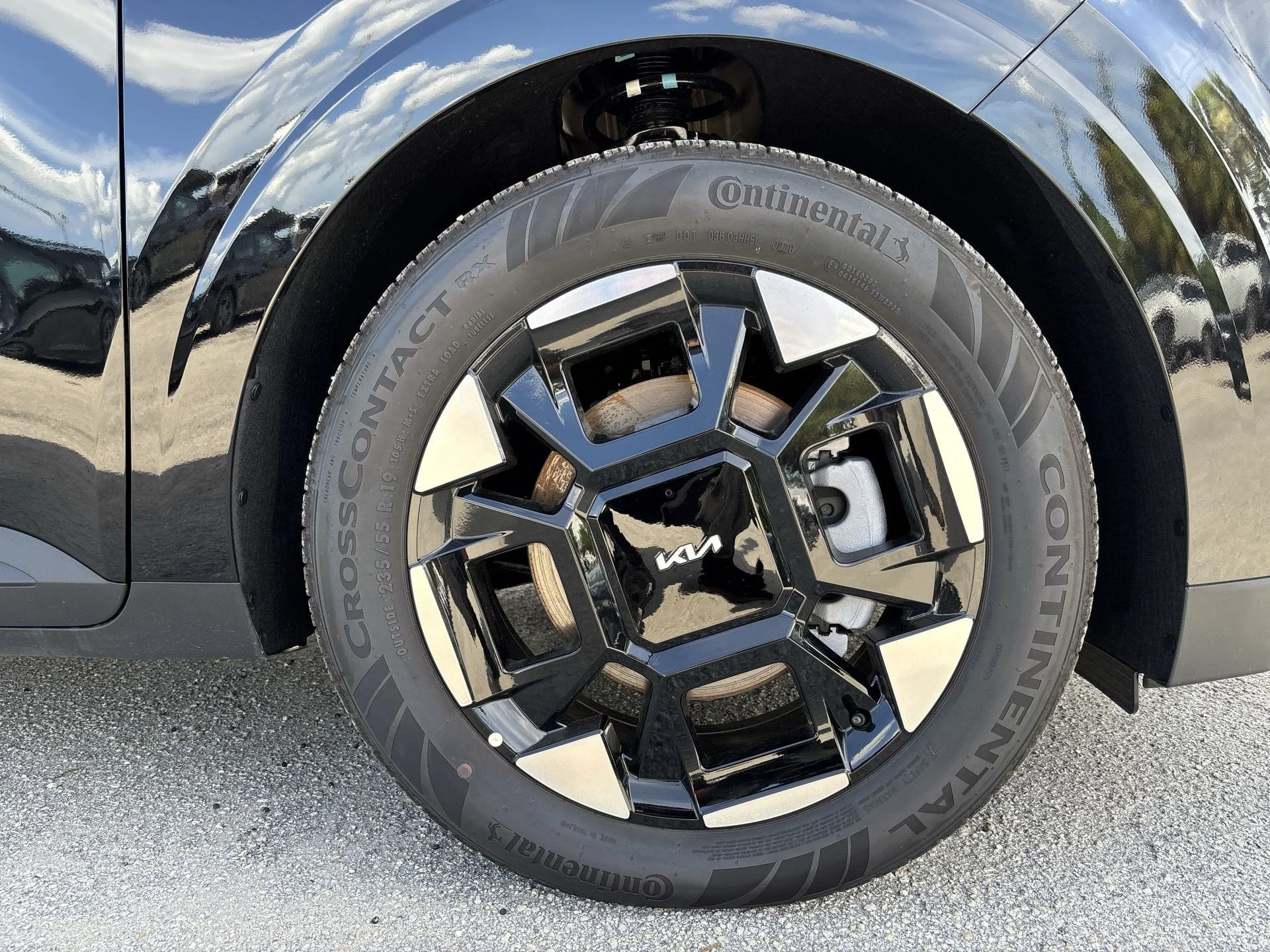 New 2026 Aurora Black Pearl Kia EX image 11