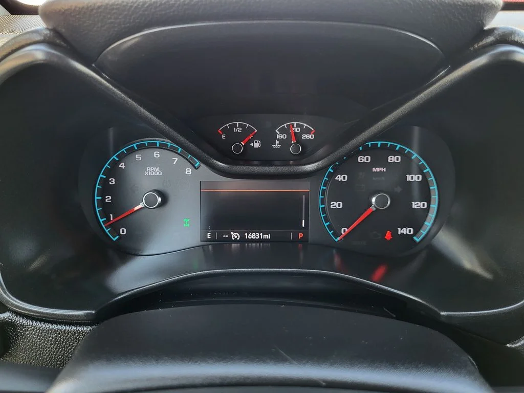 Used 2022 Onyx Black GMC AT4 - Leather image 12