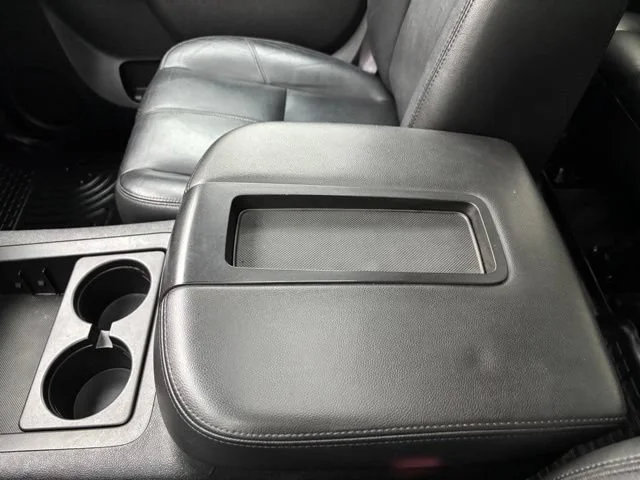 Used 2012 SILVER ICE METALLIC Chevrolet LT image 27