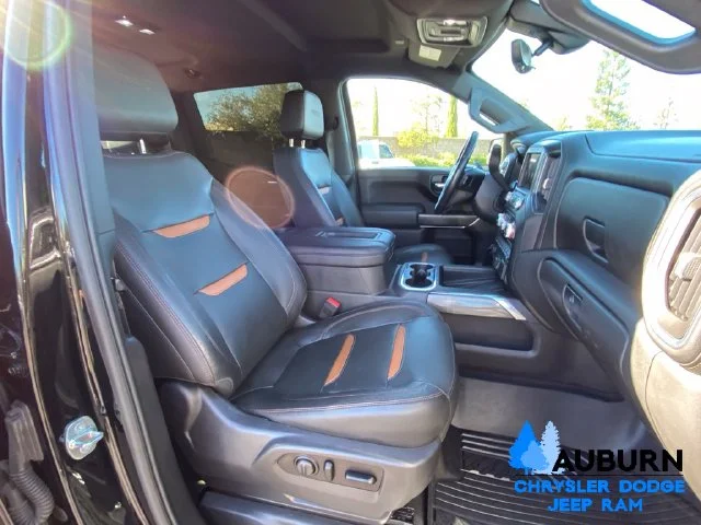 Used 2020 Black GMC AT4 image 18