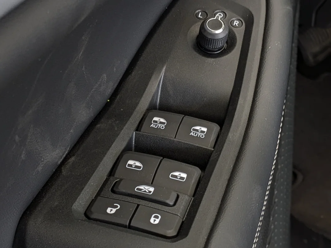 New 2026 White Jeep Altitude - - 4x4 - 20 Gloss Black Wheels - Remote Start - Capri Leatherette & More! image 13