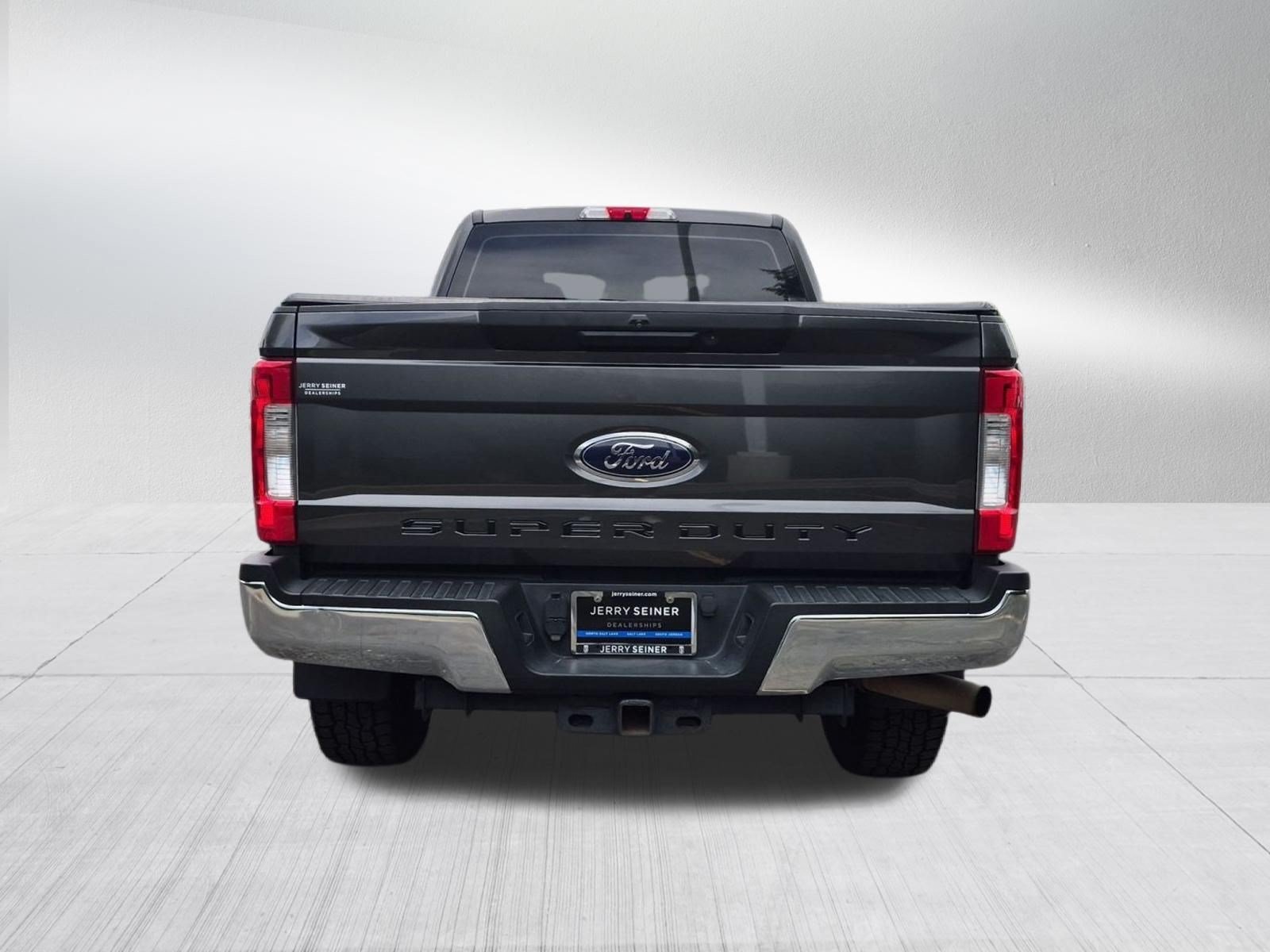 Used 2018 Gray Ford XL image 4