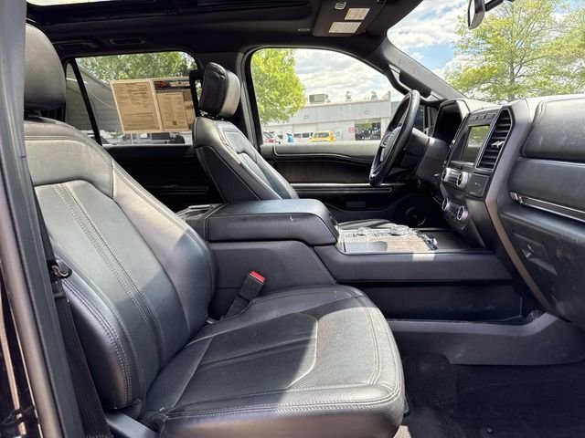 Used 2020 Black Ford Limited image 16