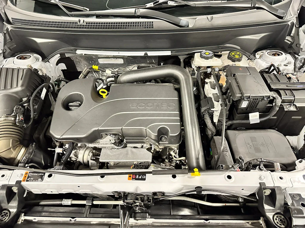 Used 2024 Summit White Chevrolet Premier image 38