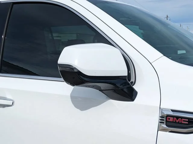 2026 GMC Yukon XL Denali - Photo 12