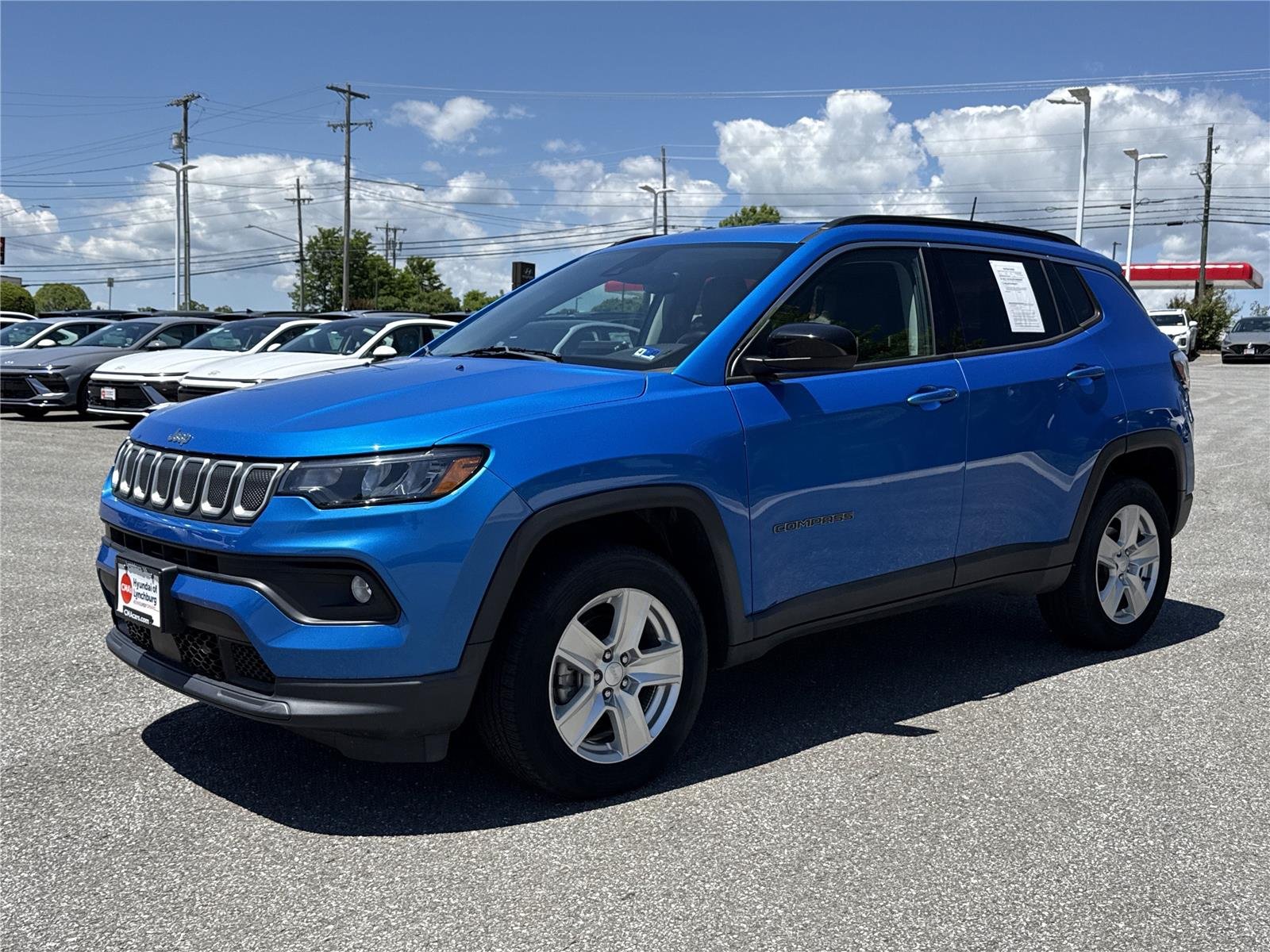 Used 2022 Laser Blue Pearlcoat Jeep Latitude image 8