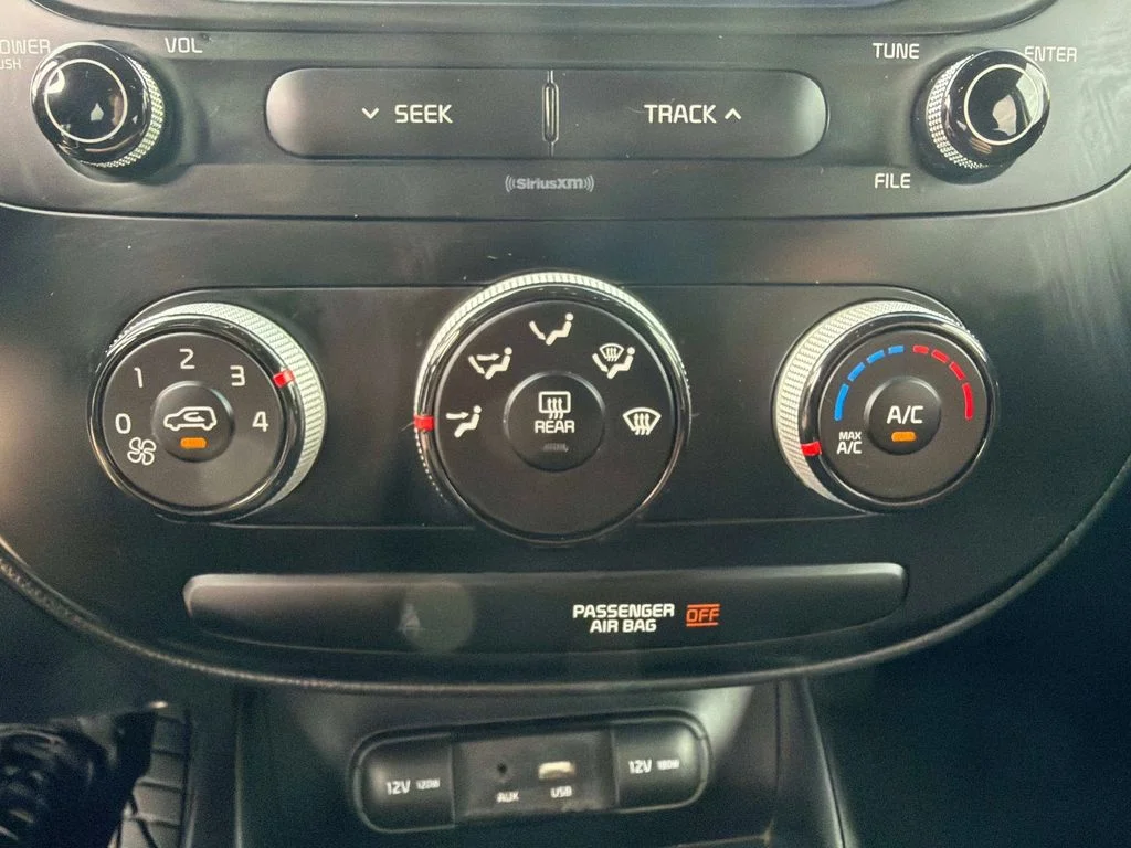 Used 2019 Alien II Kia Base image 26