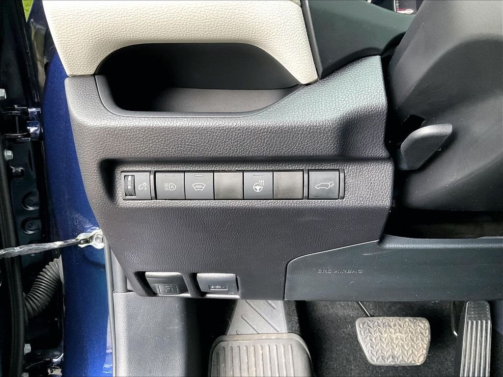 Used 2025 Blueprint Toyota XLE Premium image 27