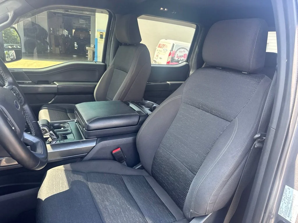Used 2023 Gray Metallic Ford XLT image 11