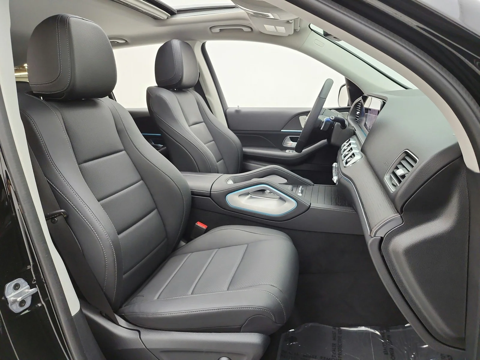 Certified Used 2024 Black Mercedes-Benz GLE 350 4MATIC® SUV image 19