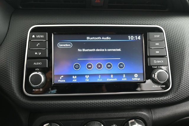 Used 2025 Gray Nissan S image 21
