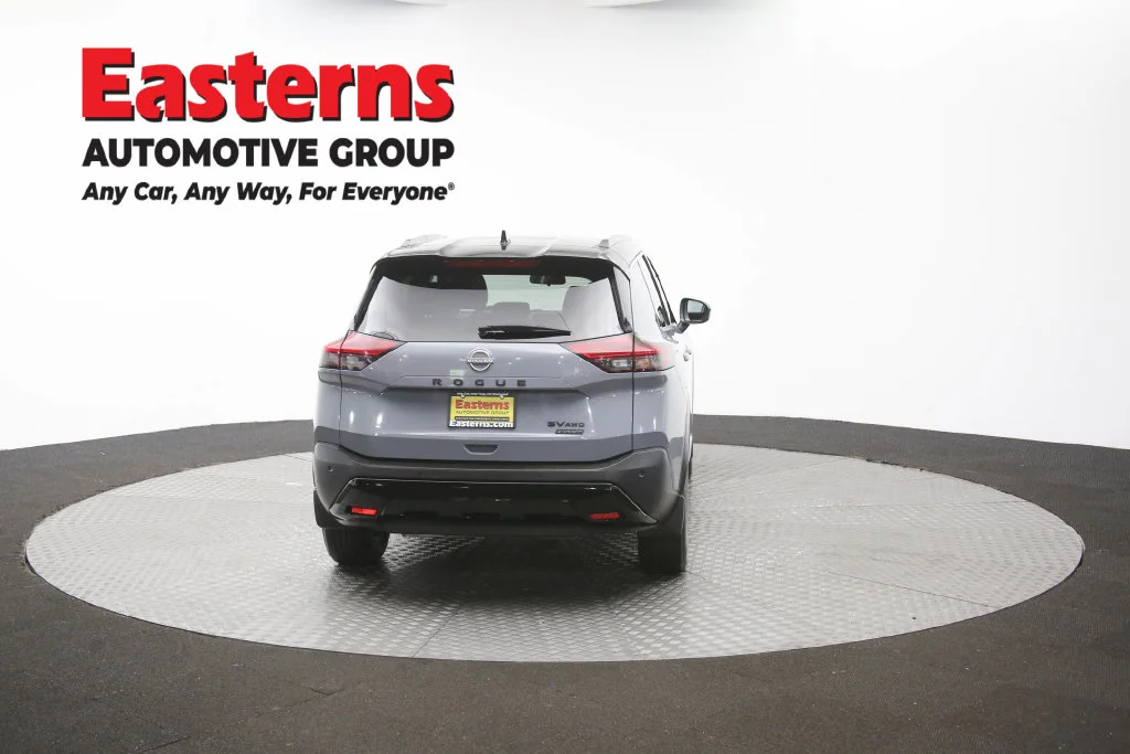 Used 2023 Gray Nissan SV image 34