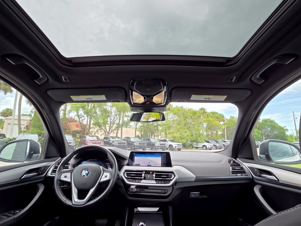 Used 2024 Mineral White Metallic BMW sDrive30i image 25