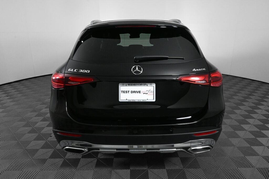 Certified Used 2025 Black Mercedes-Benz GLC 300 image 28