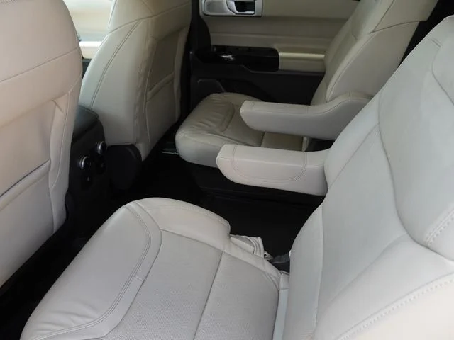 Used 2023 Black Ford Platinum image 14