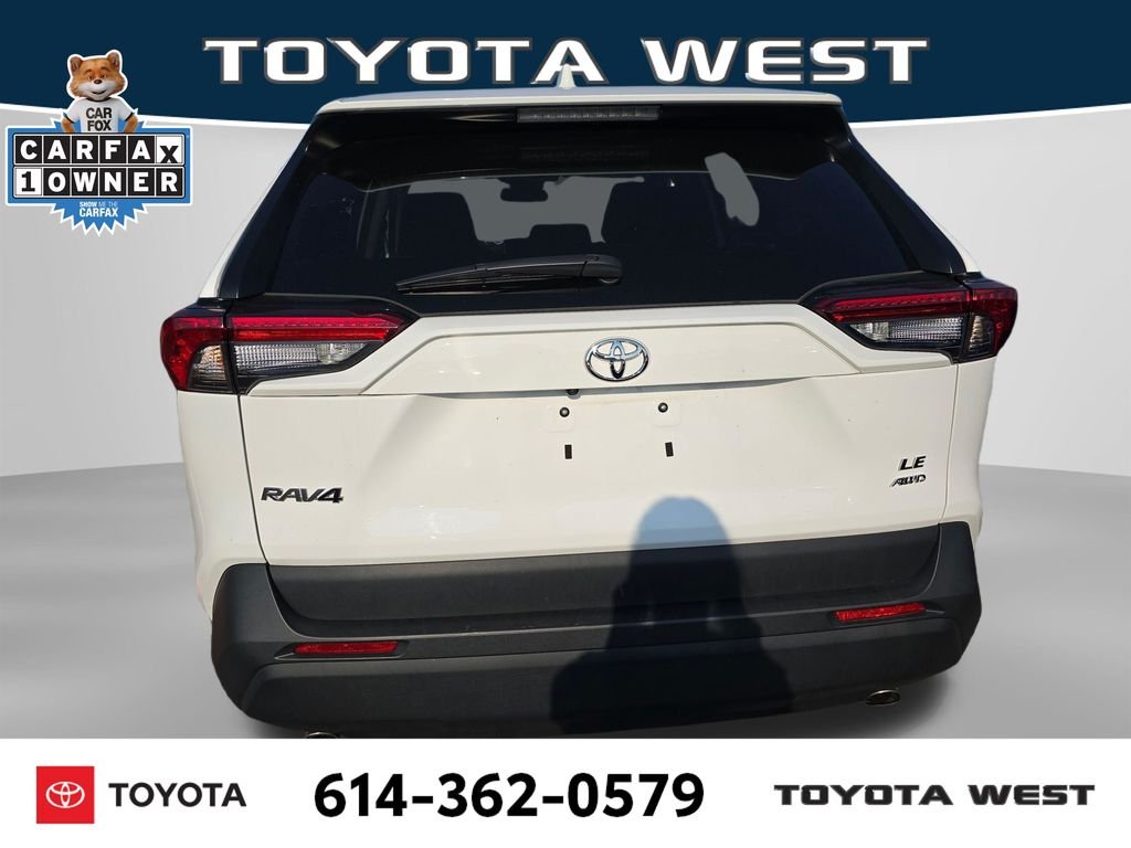 Used 2025 White Toyota LE image 7