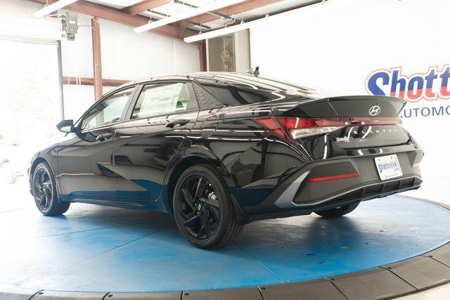New 2026 Black Hyundai SEL Sport image 16