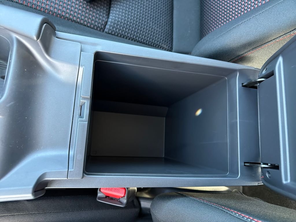 New 2026 Nissan Sentra SR 4D Sedan