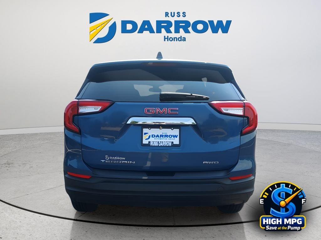 Used 2024 Blue GMC SLE image 4