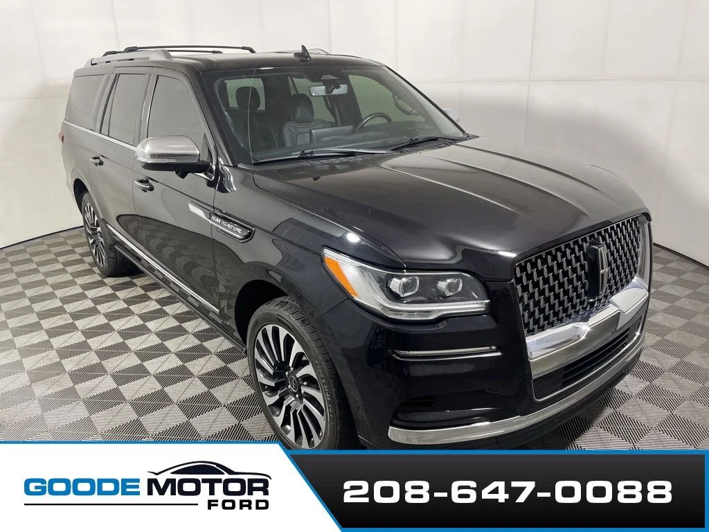 2022 Lincoln Navigator Black Label L 4WD's photo