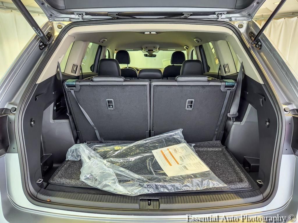 New 2026 Silver Mist Metallic Volkswagen 2.0T SE image 17