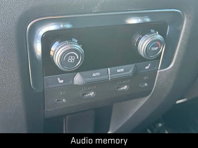 Certified Used 2025 Silver GMC AT4 image 21