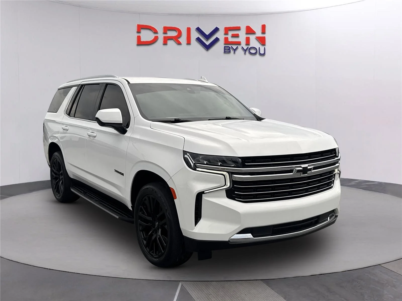 Used 2021 SUMMIT WHITE Chevrolet LT image 2