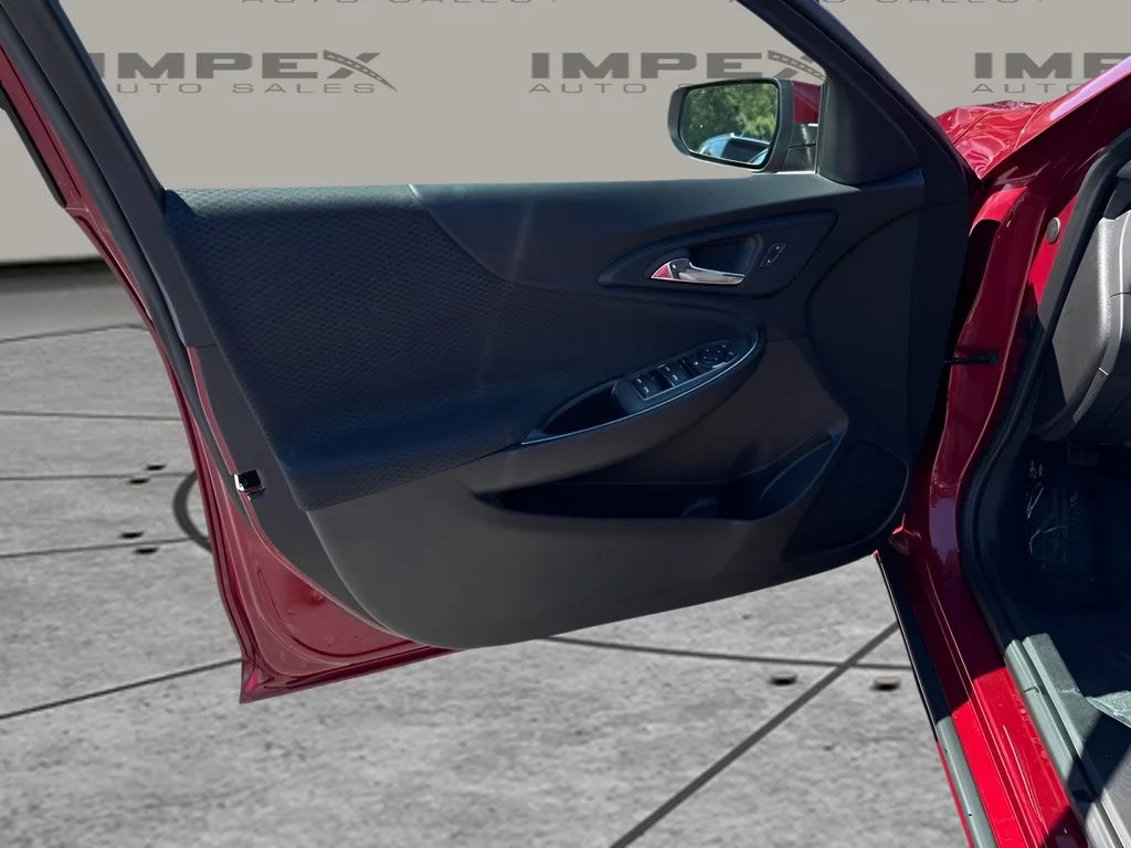 Used 2017 Red Chevrolet LT image 15