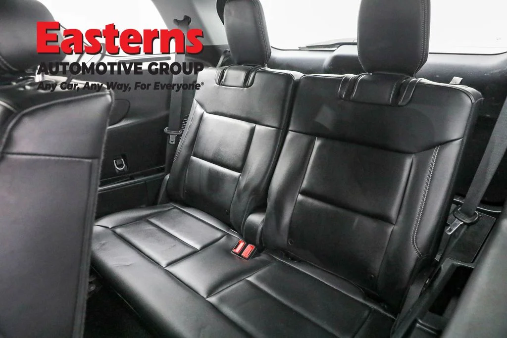 Used 2023 Silver Ford XLT image 26