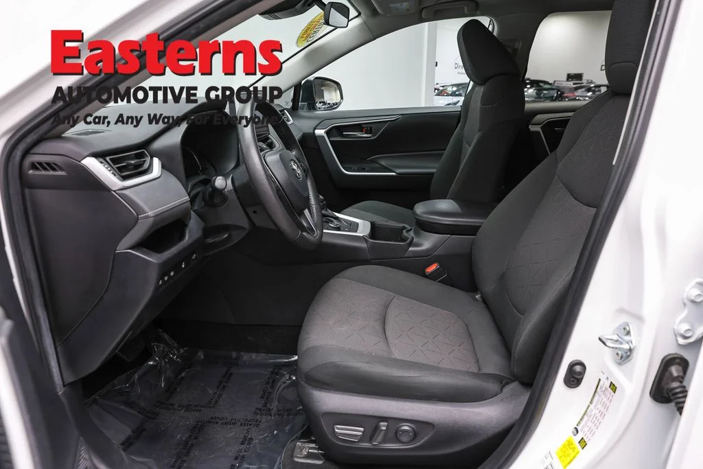 Used 2024 White Toyota XLE image 14