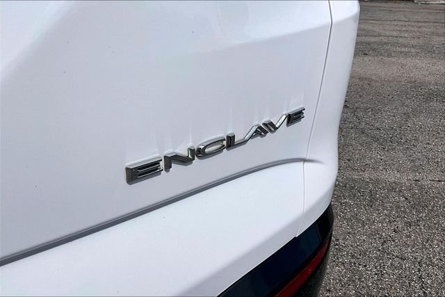 Used 2019 White Buick Essence image 31