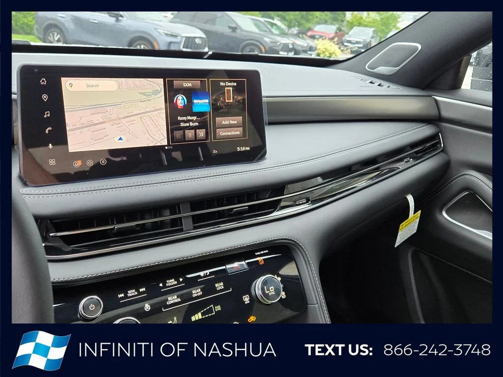 New 2027 2T RAD WHT INFINITI Sport AWD image 31