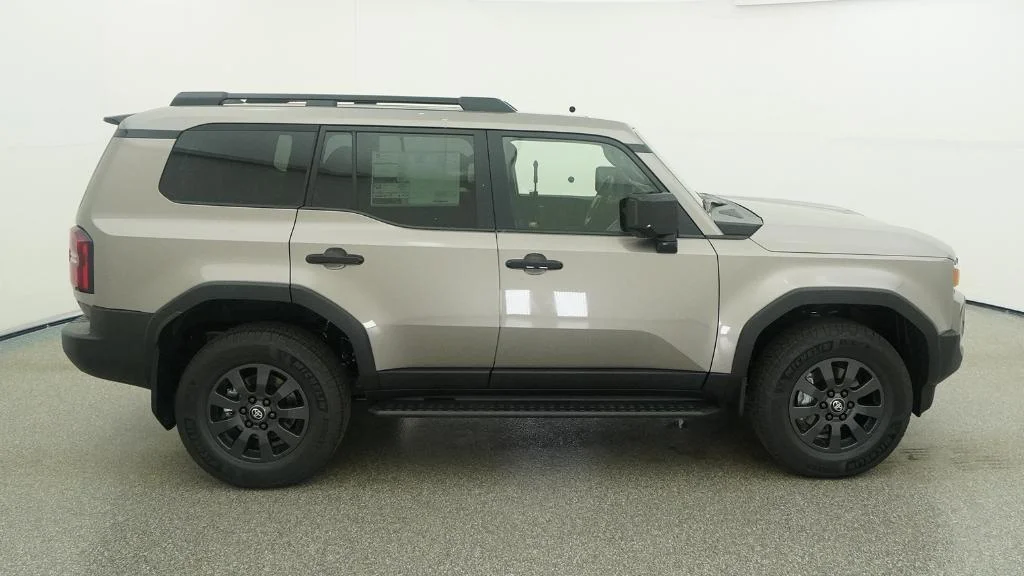 New 2027 Meteor Shower Toyota Land Cruiser image 16