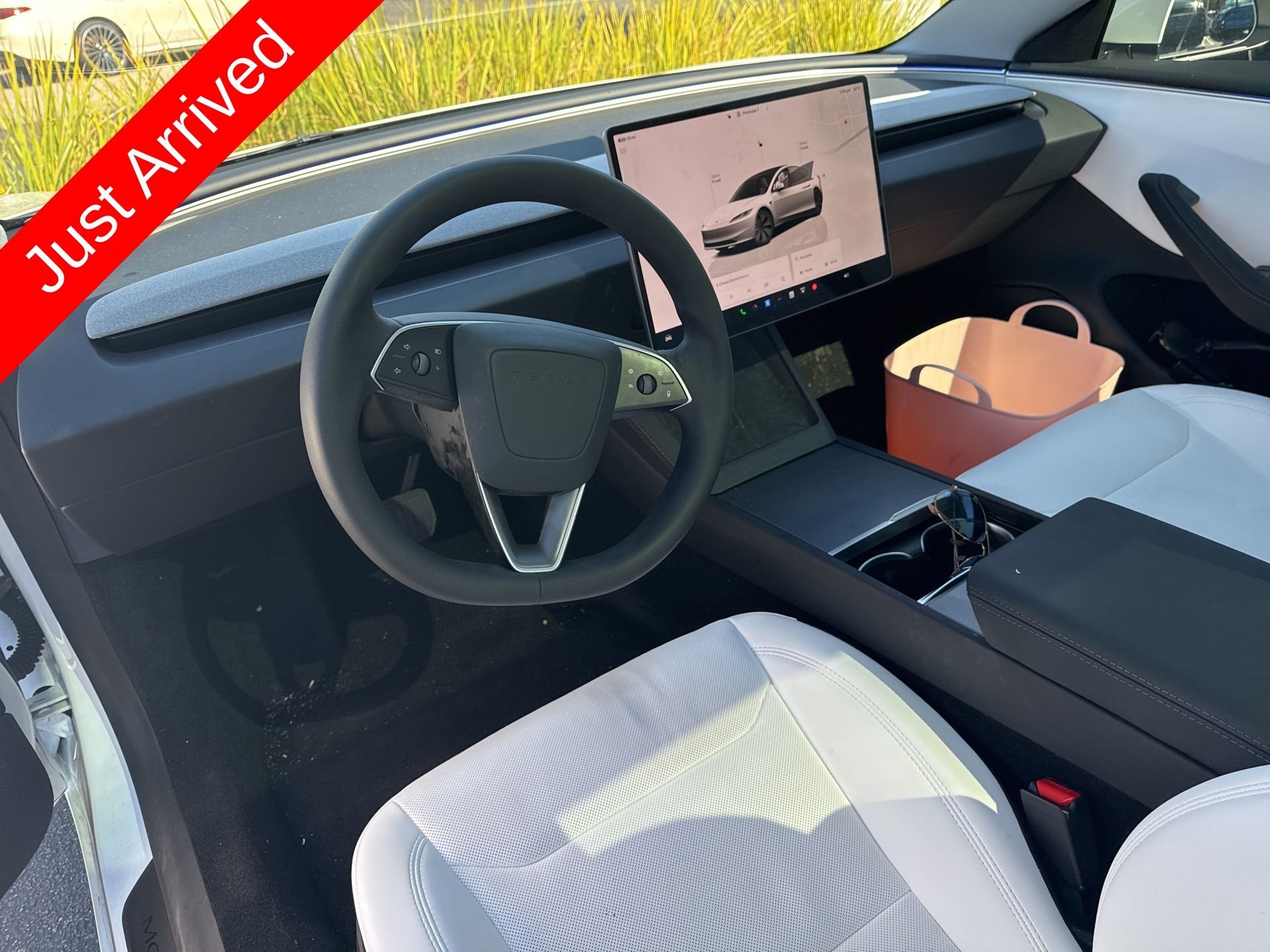 2025 Tesla Model 3 Long Range photo 4