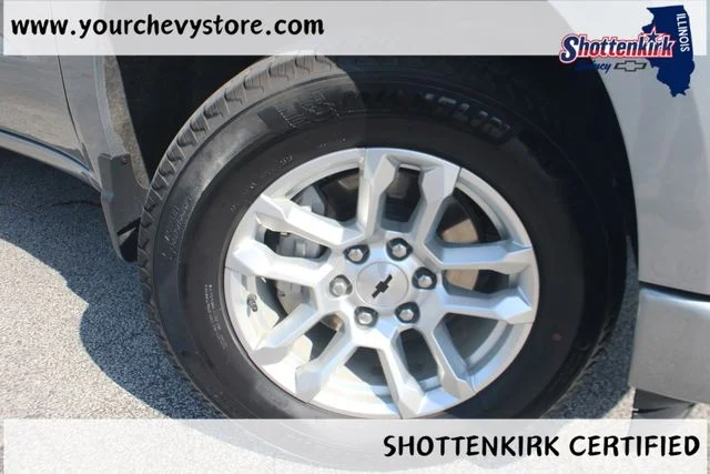 Used 2026 Gray Chevrolet RST image 11
